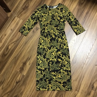 Váy club l size 6uk tương đương xs mua mới 1000k pass 400k ! còn mới lắm luôn ạ! mặc đi tiệc siêu xinh! 💃🏼💃🏼💃🏼💃🏼