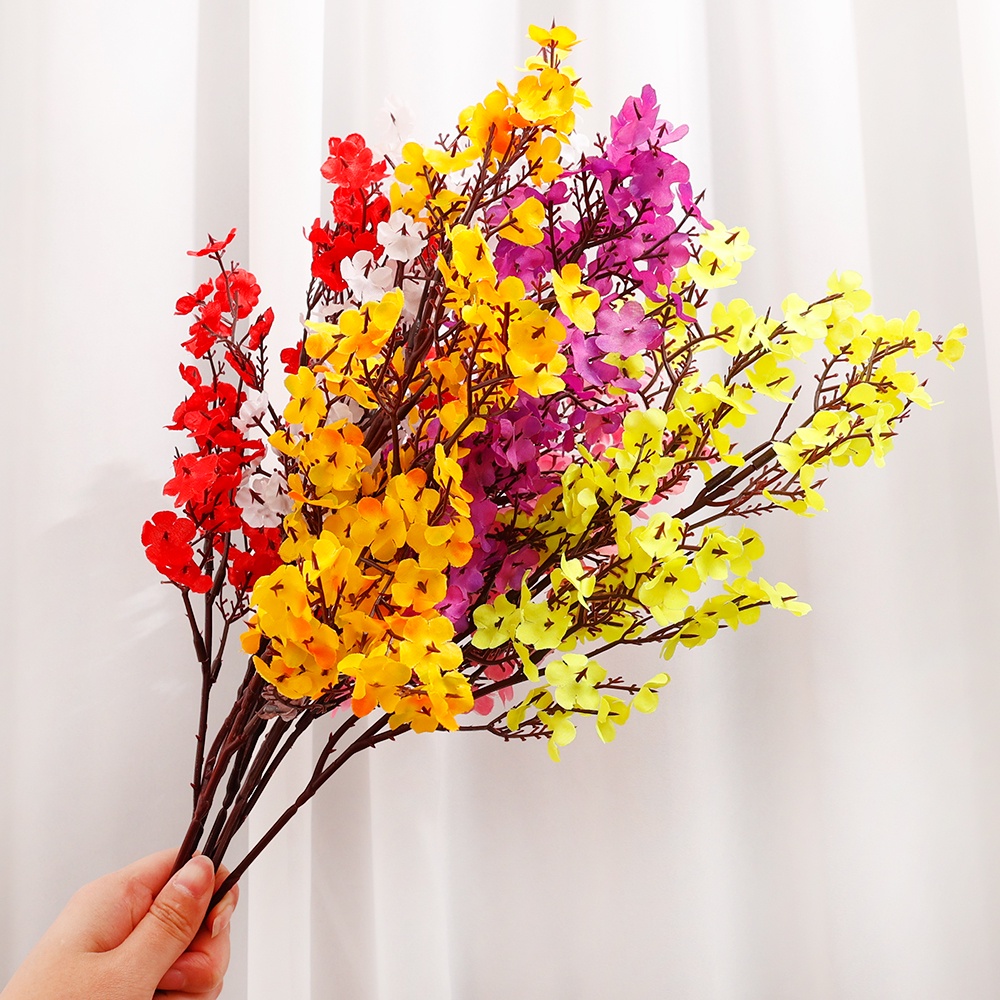Hoan anh đào giả dùng cho trang trí tươi mát hiện đại