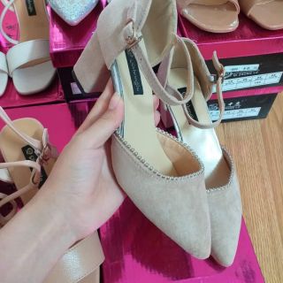 Giày gót vuông sang chảnh