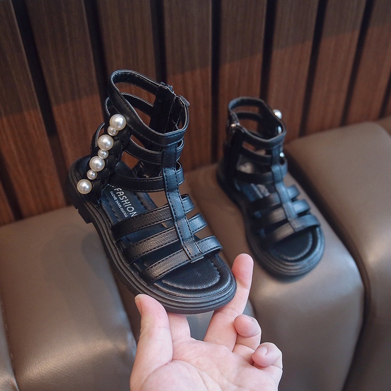Giày sandal bé gái mã D15