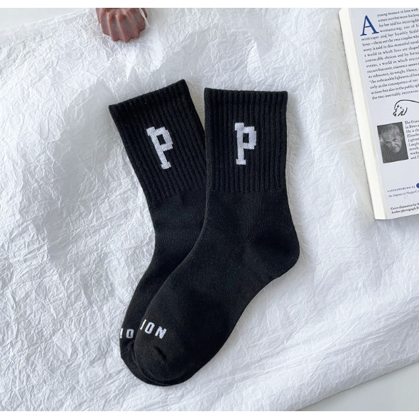 Vớ Tất Chữ P cổ cao đủ màu phong cách thể thao, trẻ trung và năng động.