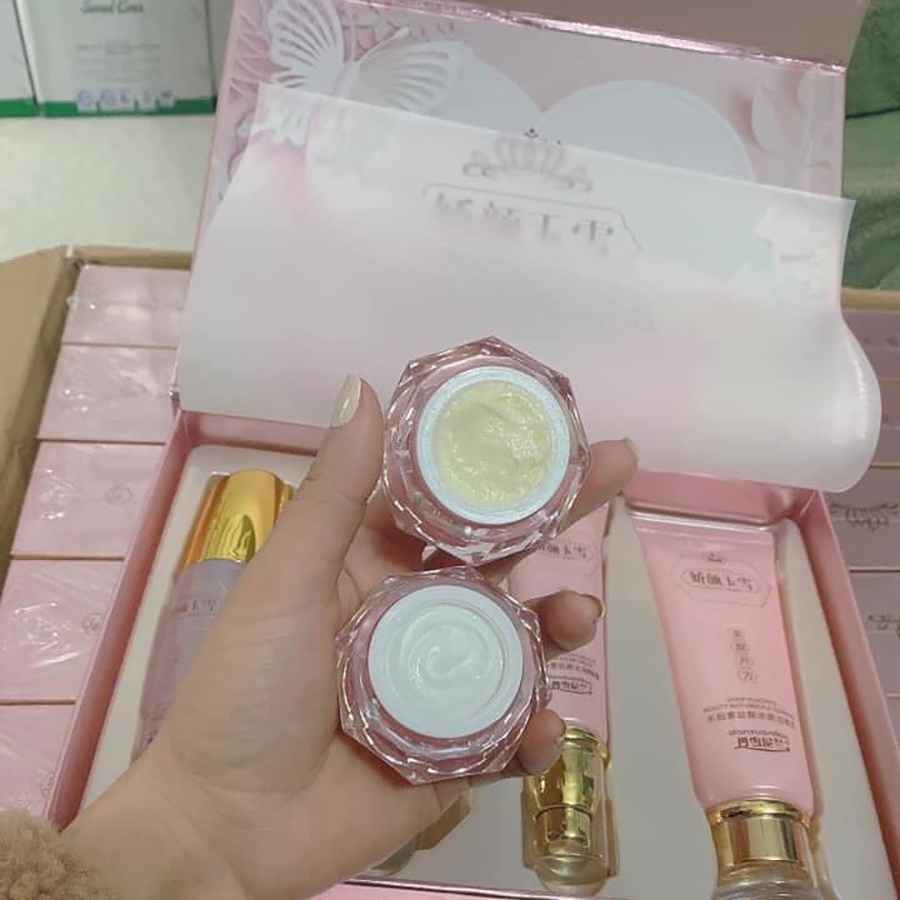 Kem Hoàng Cung Hồng Kim Cương - Bộ Hồng Vip 5in1 Chính Hãng