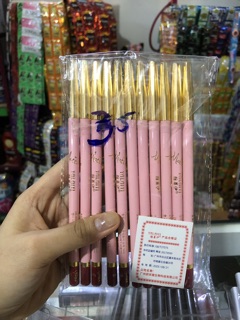 Chì kẻ môi