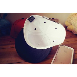 Mũ lưỡi trai Mickey