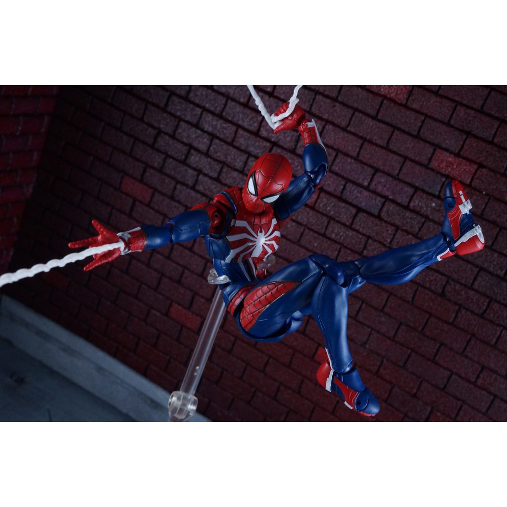 GIÁ HỦY DIỆT Mô Hình Người Nhện Spider Man PS4 Marvel SHF - S.H. Figuarts Full Box