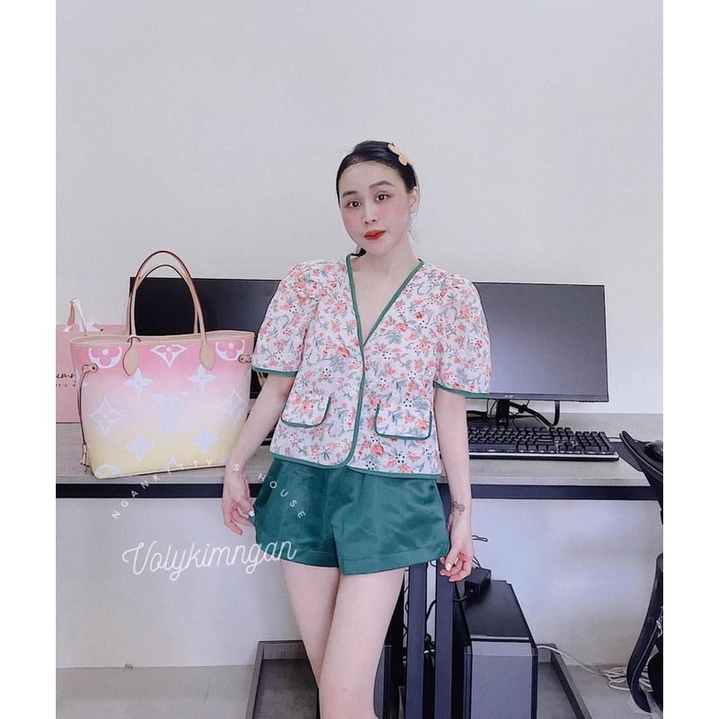Set bộ hoa hồng  viền mí quần short đùi xanh LT296