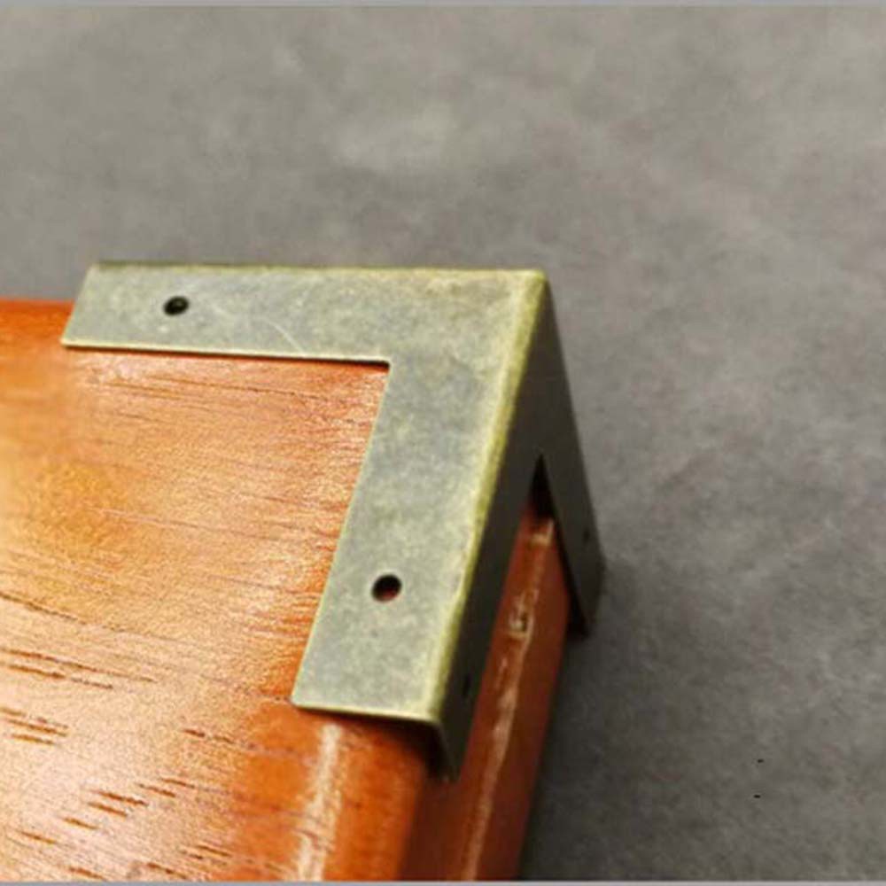 Miếng đệm bảo vệ góc bàn gỗ làm từ đồng hình tam giác tông màu đồng đa năng tiện dụng chất lượng cao