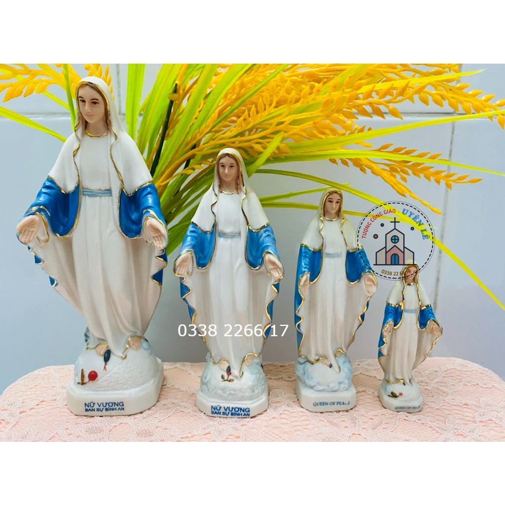 4. Tượng gốm sứ Đức Mẹ ban ơn 13 cm
