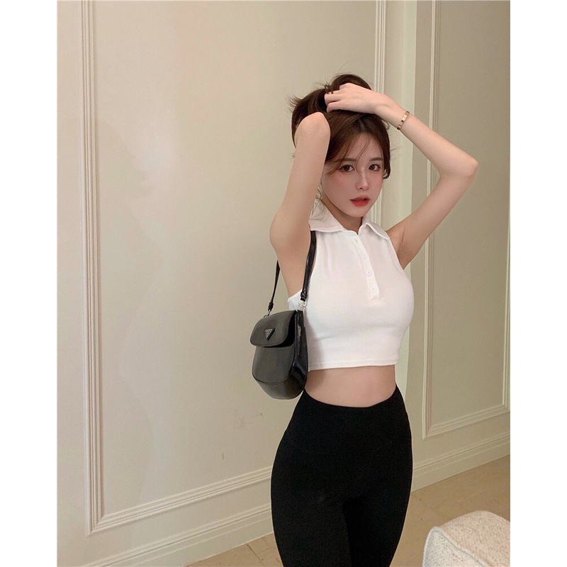 Áo croptop cổ polo cài cúc đen trắng sát nách hở lưng sexy freesize hàn quốc C467