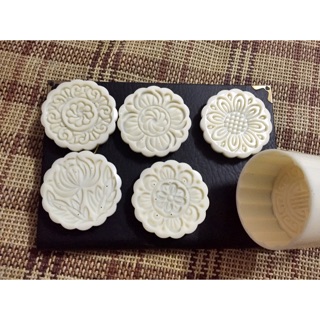 Khuôn bánh trung thu 100g