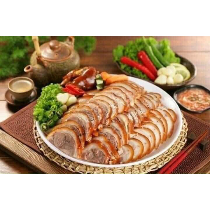 Vó heo, chân giò heo rút xương. Băp giò heo rút xương.