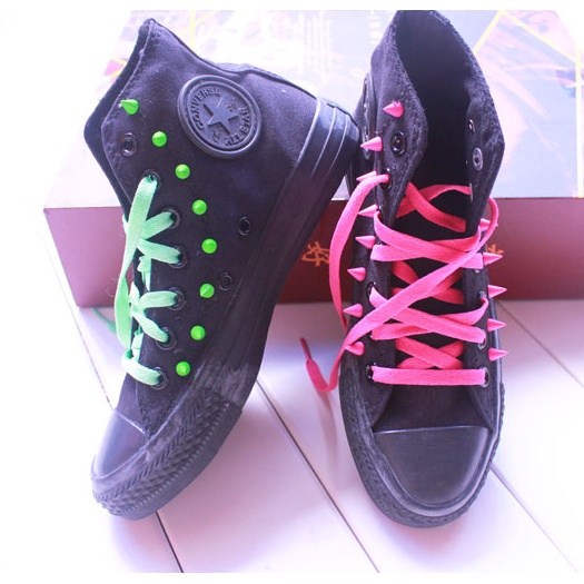 Set 50 Đinh Tán Hình Nón Nhiều Màu Sắc 7 * 10mm Dùng Để Trang Trí Quần Áo / Đồ Da / Giày Dép