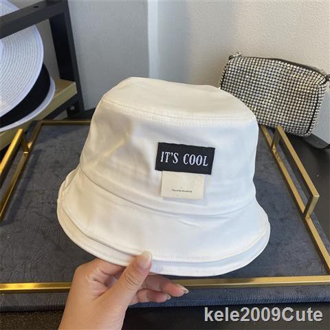 ☜┇Han Huohuo has the same style of basin hat, which is easy to wear. It very ‘upper’, double-edged logo fisherman’s hat available in four colors