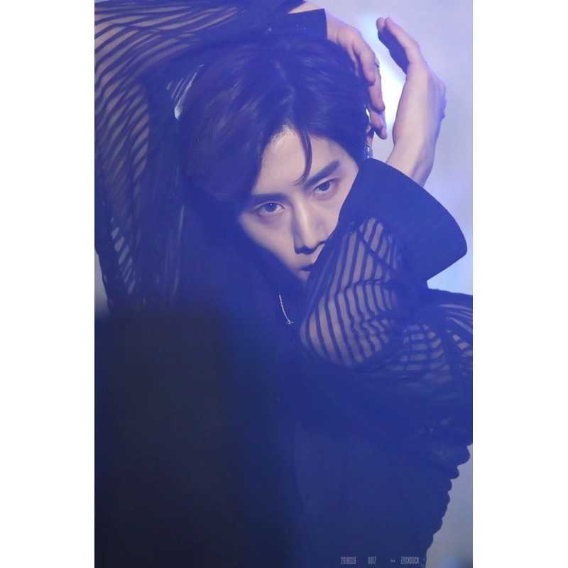 Sơ mi chiffon sọc ,mỏng xuyên thấu