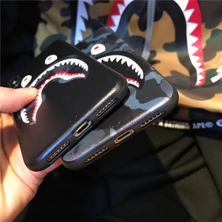 Ốp hàm cá mập bape cho iphone