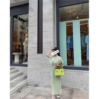 Váy maxi cổ bèo