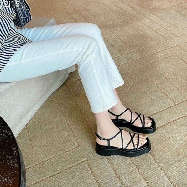 GIày Xăng Đan XI Quai Hậu Nữ Đế Bằng Cao 3cm Quai Mảnh Chéo Mũi Vuông hot trend mới đi chơi đi biển xinh đẹp