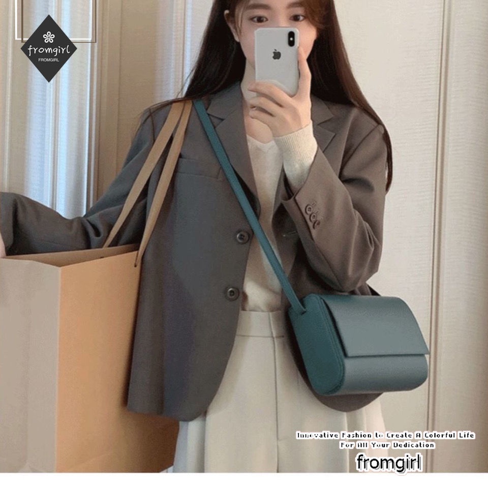 Áo khoác vest ngắn màu sáng phong cách thu đông mới cho nữ