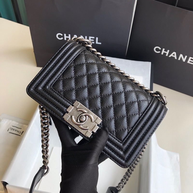 Túi xách chanel boy size 20 cm