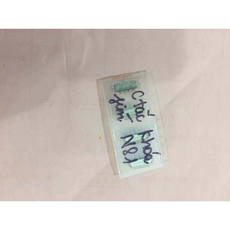 công tắc khoá phím nokia n81