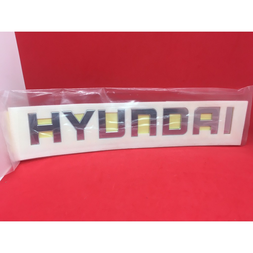 Logo chữ nổi HYUNDAI - có 02 Kích cỡ
