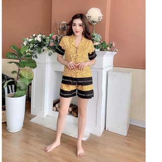Đồ ngủ pijama lụa phối viền chân cộc đùi