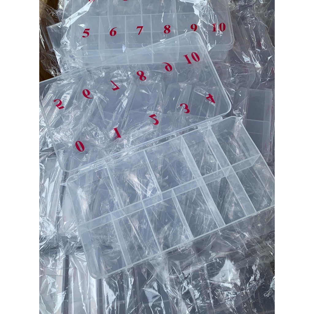 Hôp đựng móng số