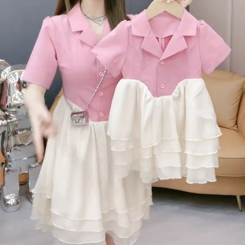 Váy cổ vest chân váy tầng cho bé