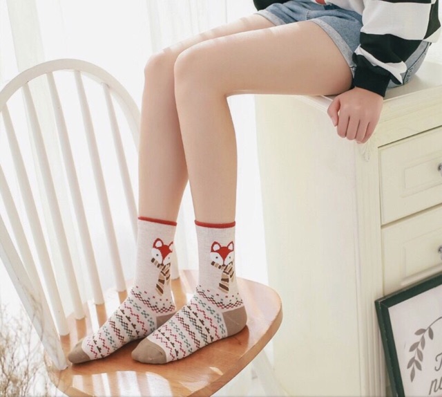 Vớ hoạ tiết retro phong cách đáng yêu