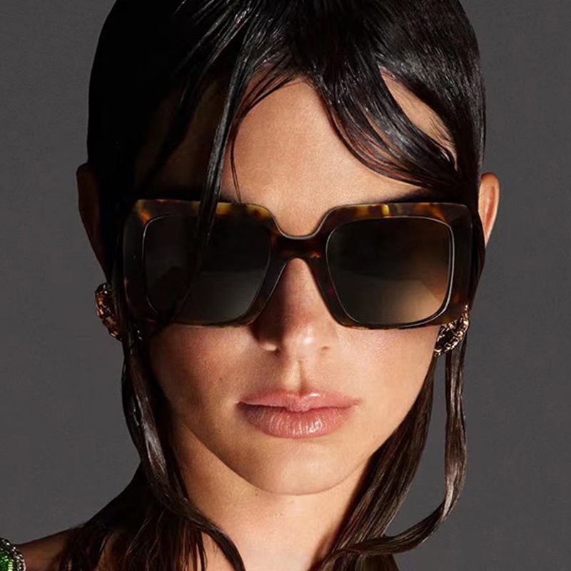 Kính mát gọng vuông lớn chống tia UV độc đáo thời trang