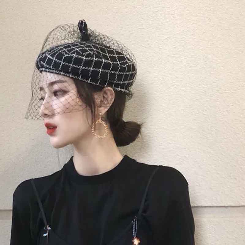 European and American style European and American style black beret with plaid pattern, luxury fashion for women