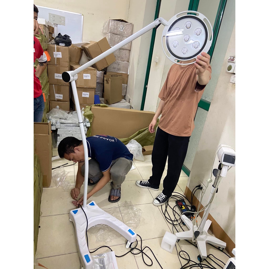 Đèn mổ di động ZZ-A250-L 7 bóng
