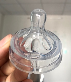 Núm ti Avent Natural số 2 -3-4 -5( mua lẻ núm )