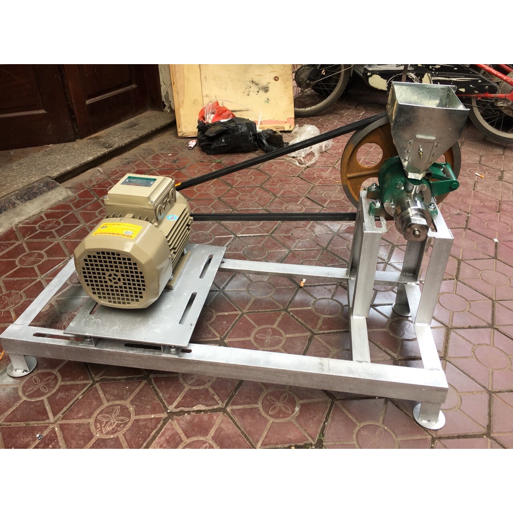 Đầu máy nổ bỏng gạo, đầu nổ bỏng ngô, nổ 7 kiểu bỏng kén tằm, gậy ống thổi, lòng heo, ...