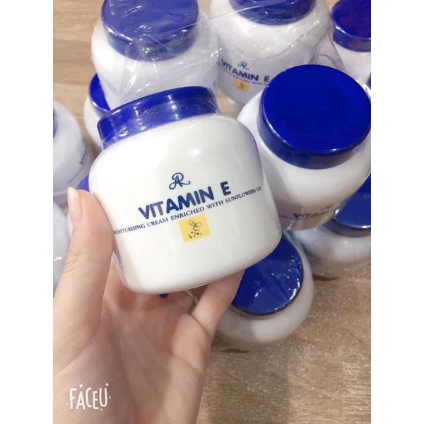 Kem Dưỡng Ẩm Vitamin E Thái Lan Mẫu Mới