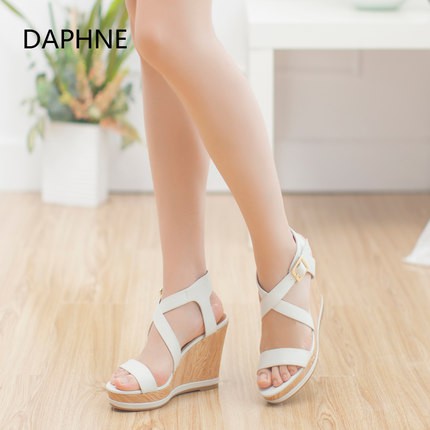 Sandal đế xuồng Daphne