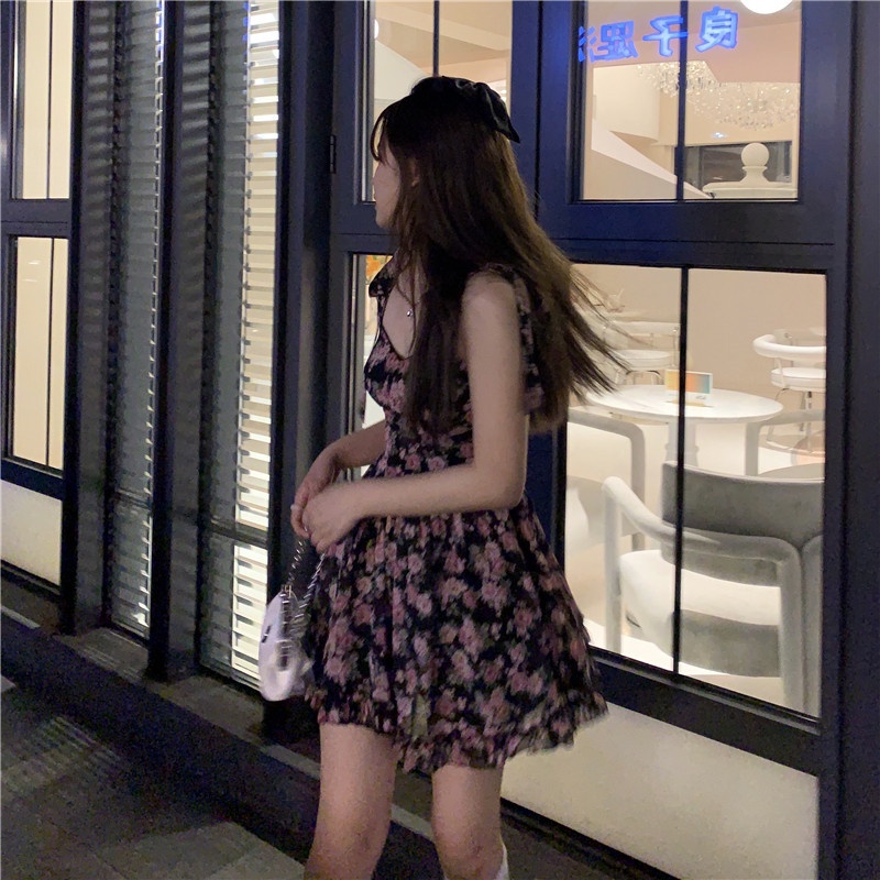 Đầm Hoa Hai Dây Xếp Ly Nhấn Eo Thời Trang Nữ Tính