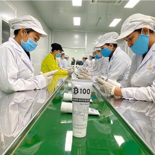 Ủ trắng body B100 DOCTOR BEAUTY, kem body siêu trắng, chống nắng, dưỡng ẩm 100gr