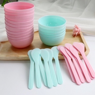Que đắp và bát trộn mặt nạ