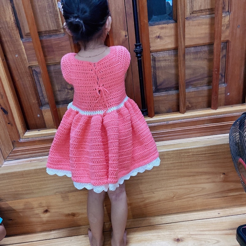 Váy len HandMade cho bé