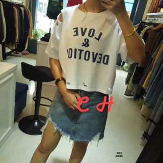 Áo croptop love rách