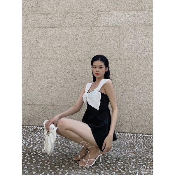 SET ÁO ĐEN PHỐI NƠ NGỰC + QUẦN SHORT ĐEN