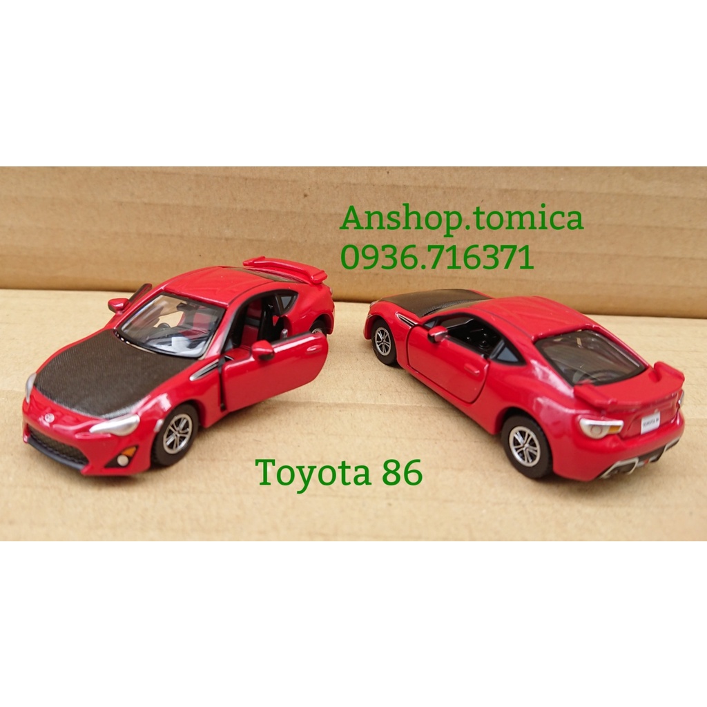 Mô hình xe Toyota Limited bánh cao su tomica Nhật Bản