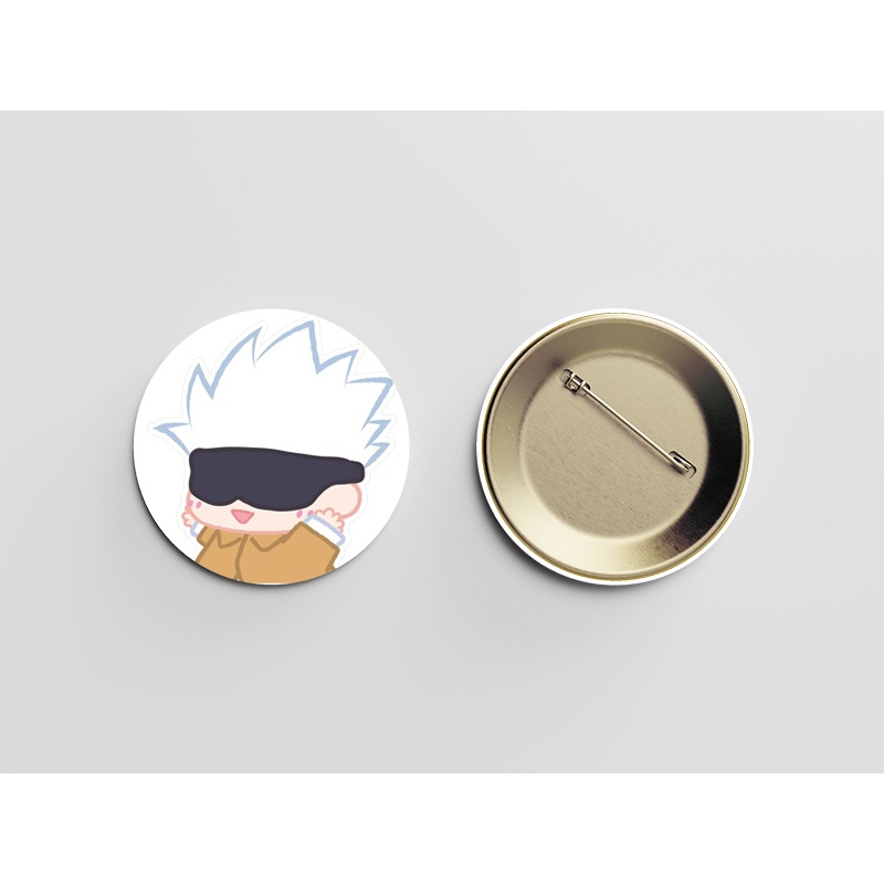 Huy hiệu cài áo IN HÌNH JUJUTSU KAISEN VER TẬP THỂ DỤC anime chibi dễ thương tiện lợi