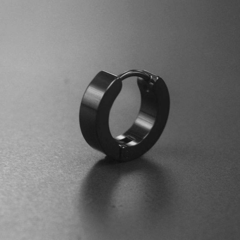 Khuyên Tai Tròn Bằng Thép Không Gỉ Màu Bạc/Đen Phong Cách Punk Thời Trang Cho Nam