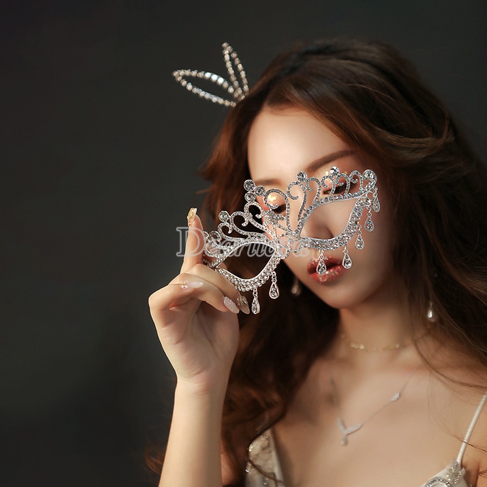 Mặt Nạ Cô Dâu Đính Tua Rua Pha Lê Thời Trang