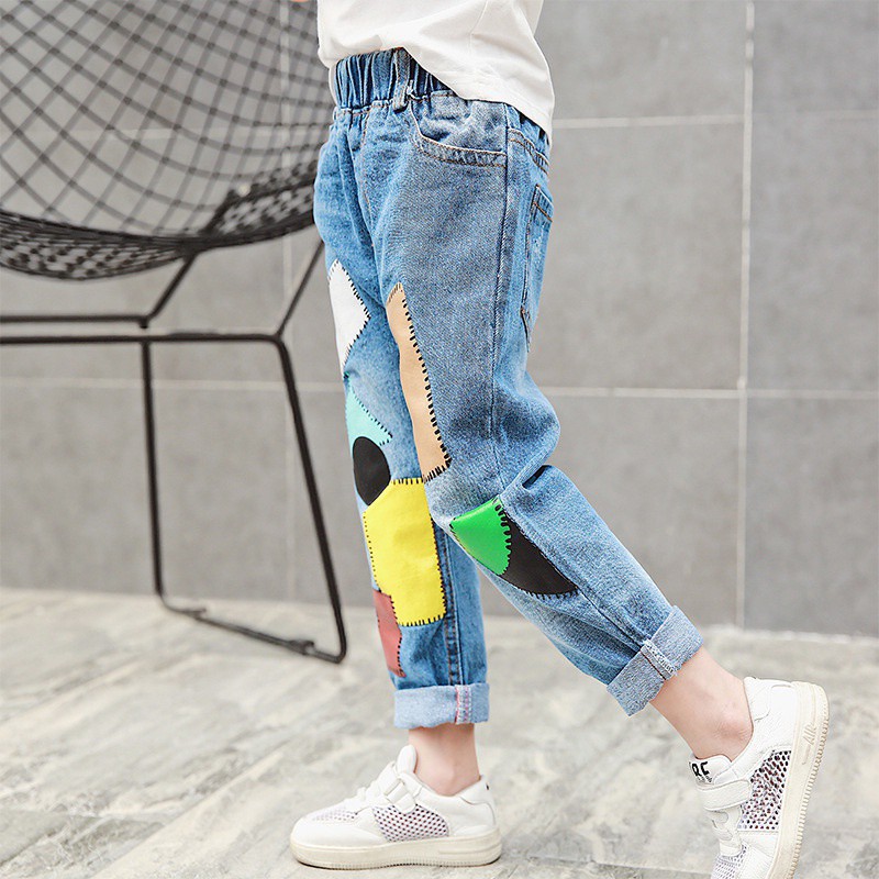 Quần jeans denim ống suông chấp vá sành điệu cho bé gái