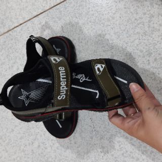Sandal siêu nhân bé trai