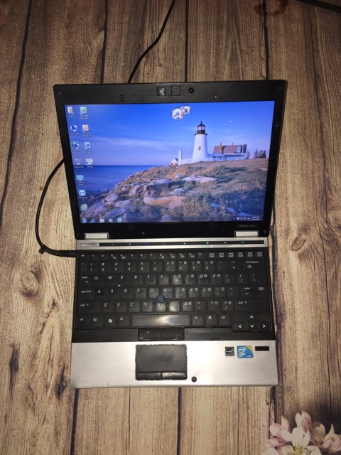 Máy tính xách tay hp 2540 nhỏ gọn tiện di chuyển - vỏ nhôm sang trọng | BigBuy360 - bigbuy360.vn