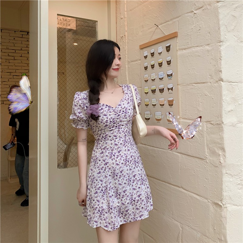 Đầm nữ xinh dáng ngắn xoè A cổ vuông tay bồng hoạ tiết hoa nhí tím